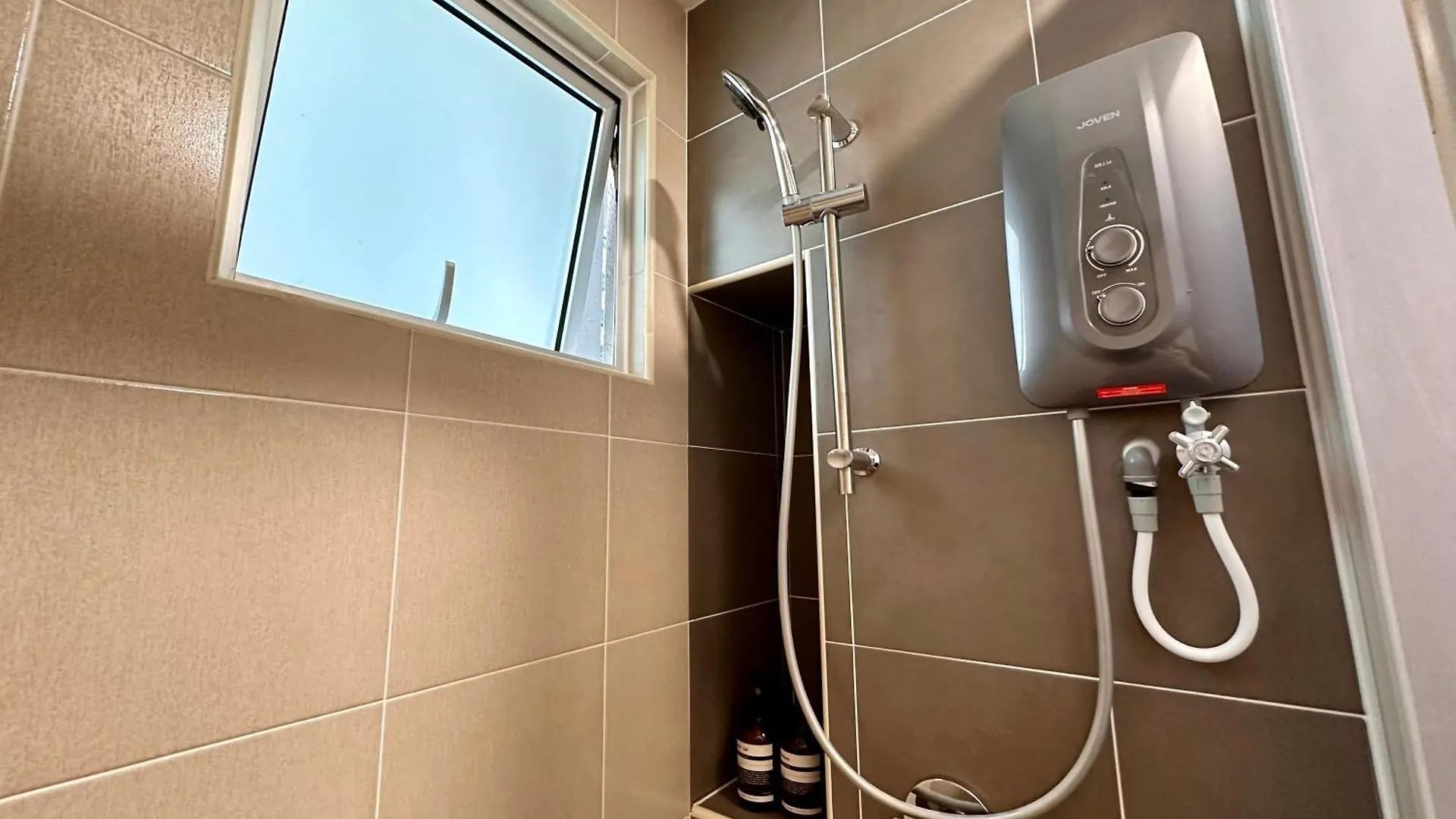 Razak City Residences, Sungai Besi By Rverse Suite Kuala Lumpur Malaysia
