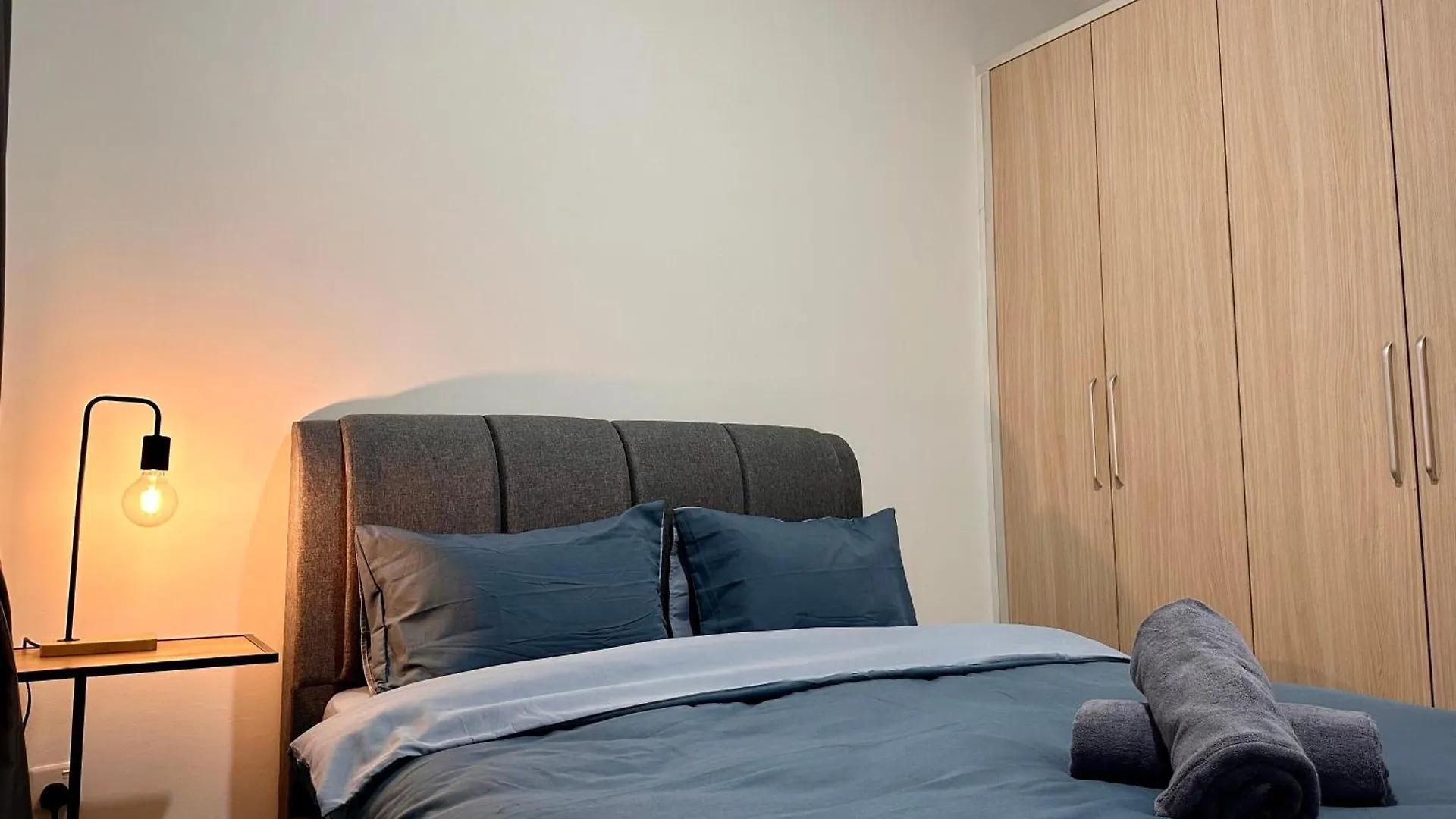 Apartment Razak City Residences, Sungai Besi By Rverse Suite Kuala Lumpur