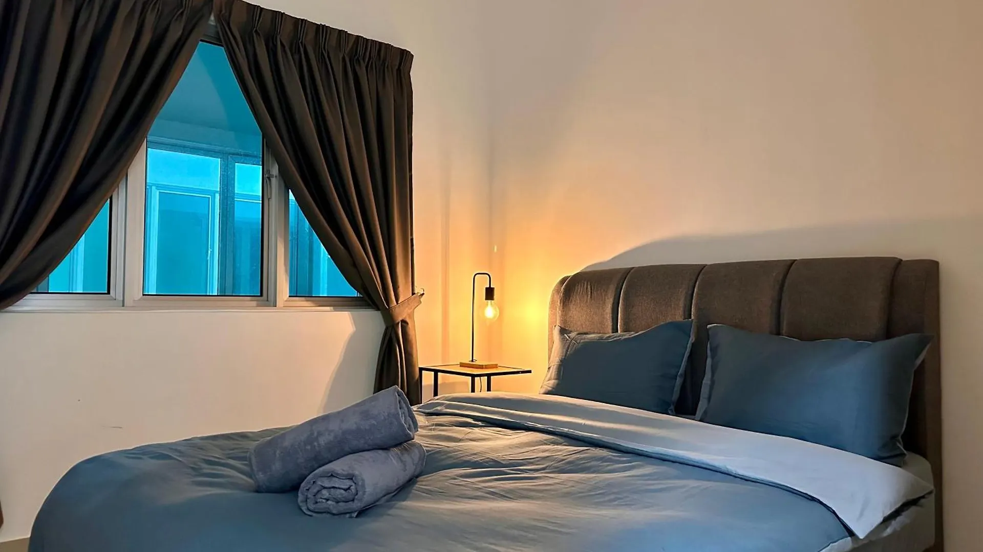 Apartment Razak City Residences, Sungai Besi By Rverse Suite Kuala Lumpur Malaysia