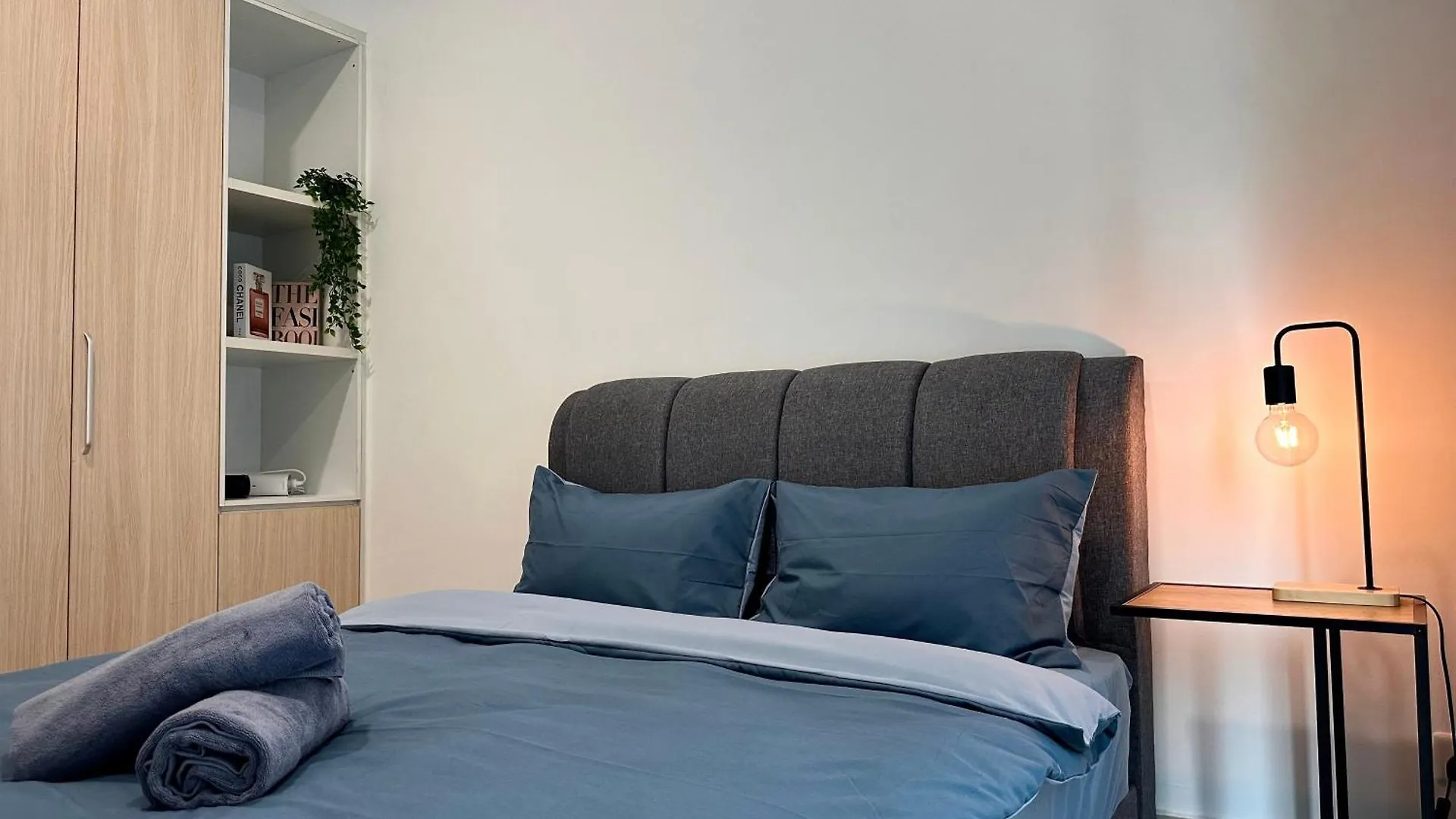 Razak City Residences, Sungai Besi By Rverse Suite Kuala Lumpur Apartment